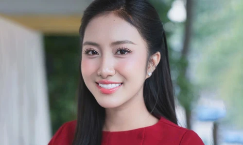 Hà Trúc Linh: 'Tôi đã phụ giúp bố mẹ những khoản tiền vừa sức'