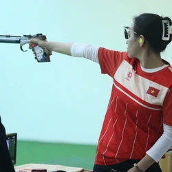 Trịnh Thu Vinh nói gì sau khi giành 2 HCV, liên tiếp phá kỷ lục SEA Games?