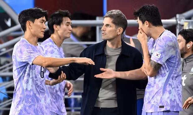 Đội tuyển Hàn Quốc rối ren trước thềm Asian Cup, ghế HLV Moreno thêm bấp bênh