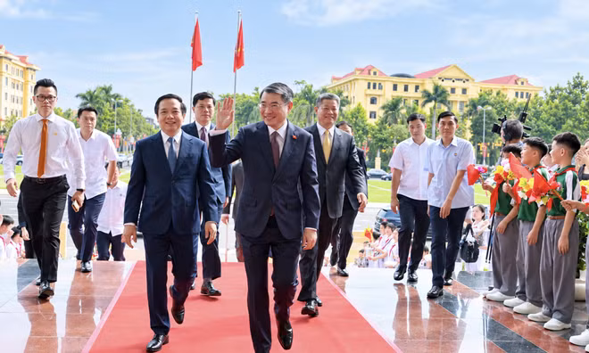 Thủ tướng Lê Minh Hưng dự hội nghị công bố Quy hoạch tỉnh Hưng Yên