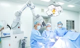 Việt Nam xác lập kỷ lục châu Á về phẫu thuật não, tủy sống bằng Robot AI