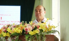 Phó Chủ tịch Mặt trận Gia Lai bất ngờ đọc thơ tặng cử tri nhân ngày 8/3