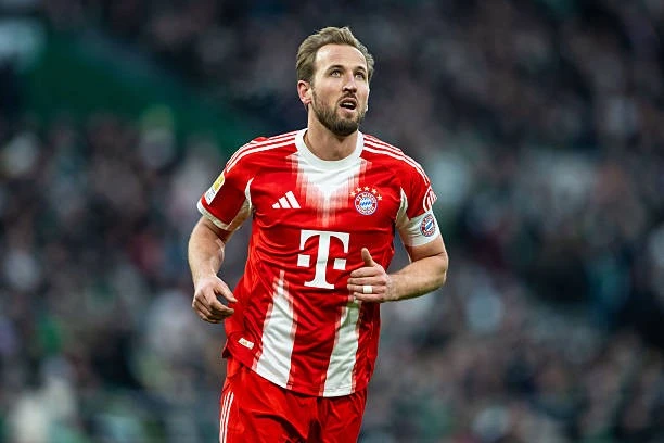 Kane lập cú đúp, Bayern Munich thắng đậm 3-0, duy trì ngôi đầu Bundesliga