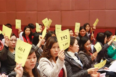 Nhiều doanh nghiệp công bố tài liệu đại hội cổ đông cho... có