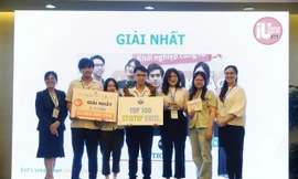 Sinh viên liên trường phát triển thiết bị trợ lực xe lăn ‘E-Motion’