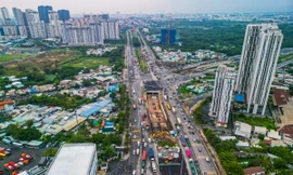 Chủ tịch UBND TP.HCM yêu cầu giải quyết các "cục máu đông" cản trở kinh tế