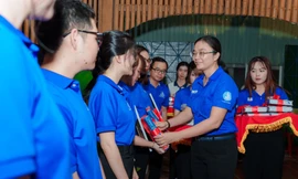 Thành Đoàn TP. HCM động viên chiến sĩ tình nguyện ‘Mùa Hè Xanh’ tại tỉnh Đồng Tháp