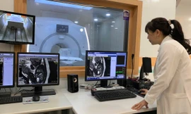 Bác sĩ đối mặt rủi ro pháp lý khi ứng dụng AI trong điều trị