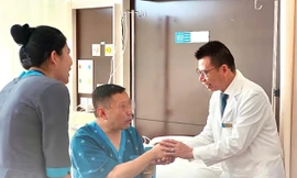 Bác sĩ Việt cứu sống bệnh nhân Trung Quốc bị đột quỵ đặc biệt nguy hiểm