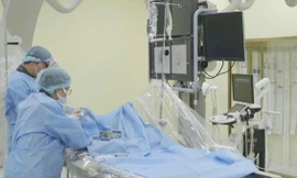 Máu bất ngờ chảy ồ ạt khi ho, biến chứng của loại bệnh truyền nhiễm nguy hiểm