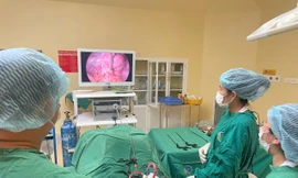  'Quái vật' chứa đầy tóc và răng trong bụng cô gái trẻ 