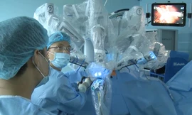 Phẫu thuật bằng robot chữa khỏi ung thư tiền liệt tuyến