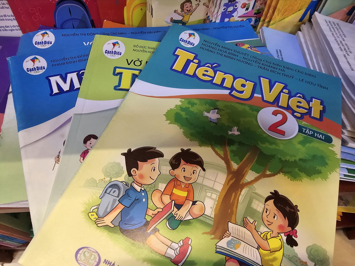 Sách giáo khoa bộ Kết nối tri thức với cuộc sống Sách giáo khoa bộ Kết nối tri thức với cuộc sống