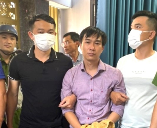 Bác sĩ Danh Sơn thời điểm bị bắt giữ Bác sĩ Danh Sơn thời điểm bị bắt giữ