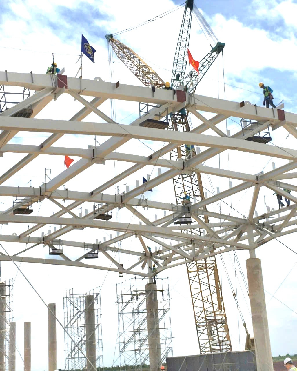 Thi công nhà ga sân bay.