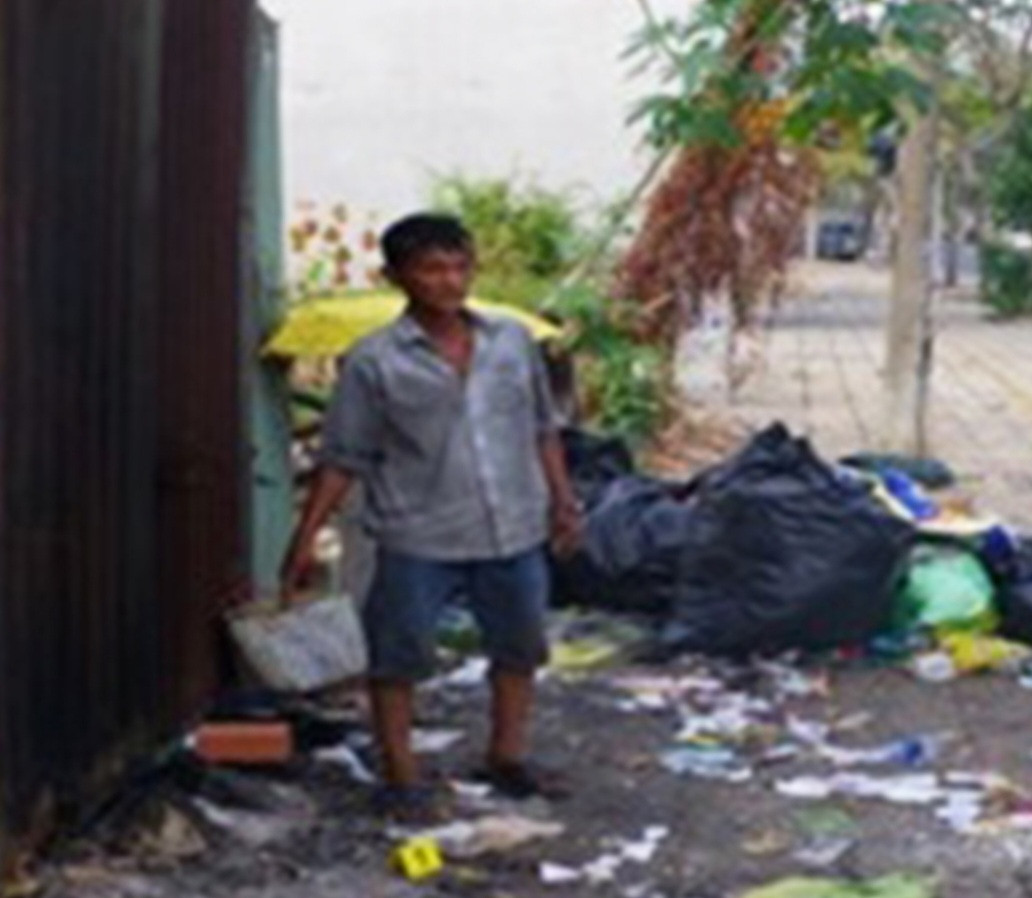 Đối tượng Phạm Công Hùng Nhân tại hiện trường đốt Quốc kỳ