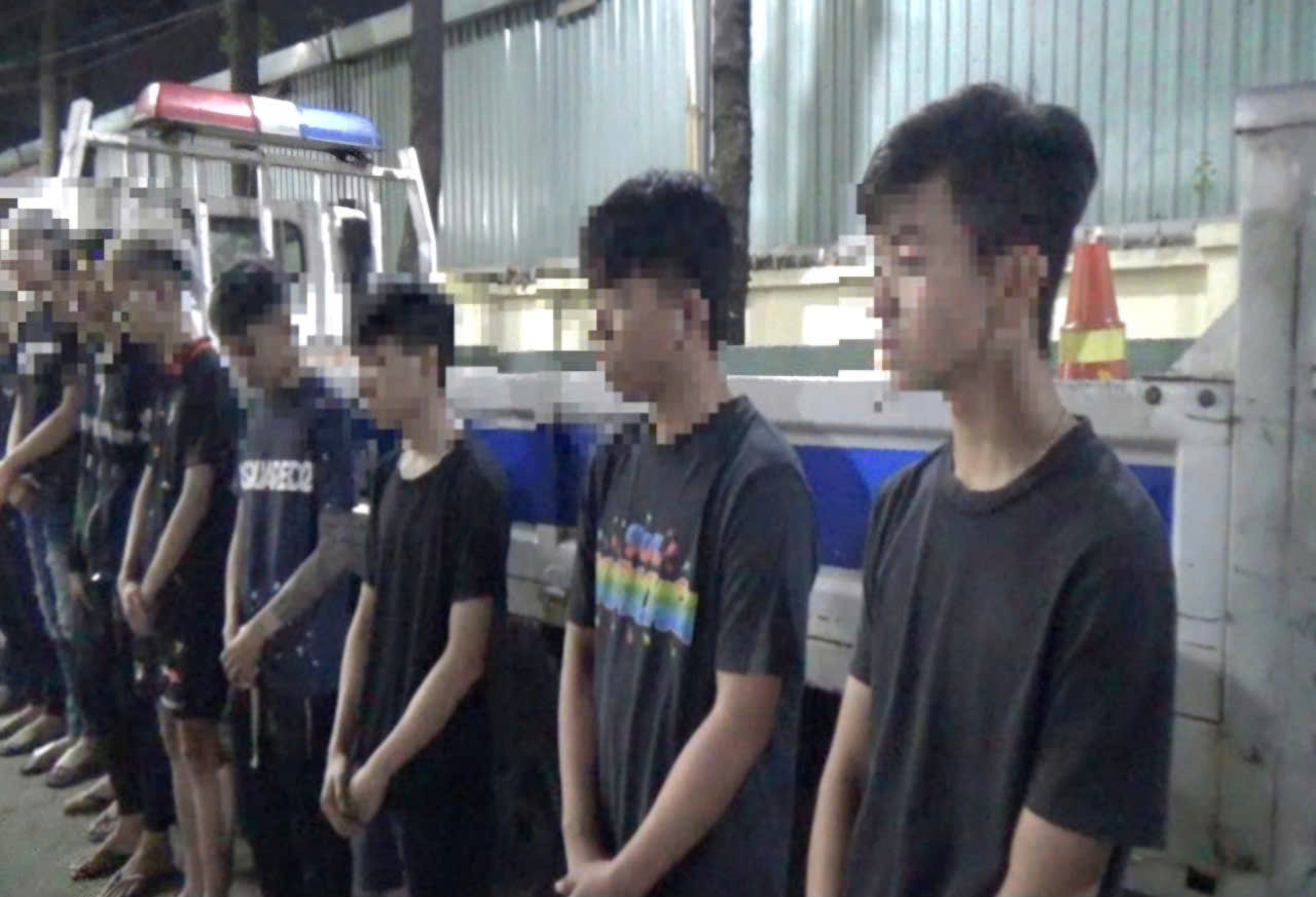 Các đối tượng bị tạm giữ Các đối tượng bị tạm giữ