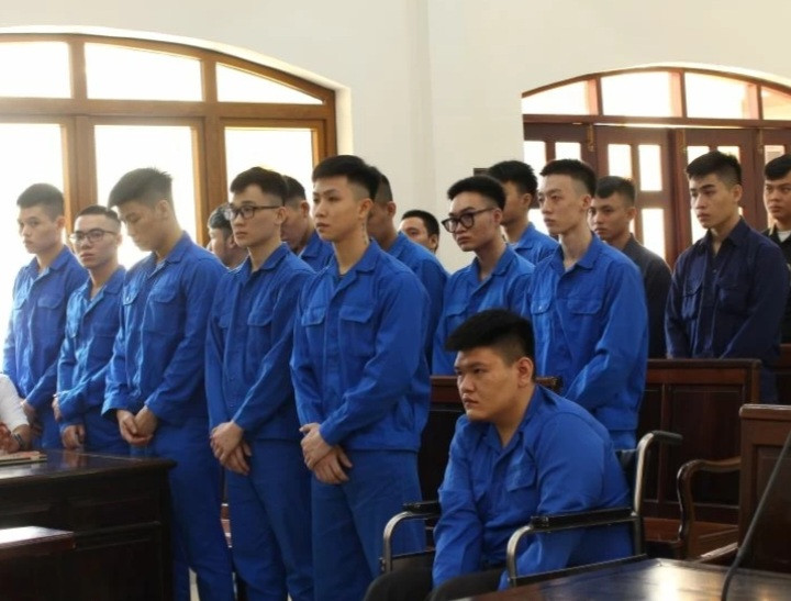 Các bị cáo tại phiên tòa Các bị cáo tại phiên tòa