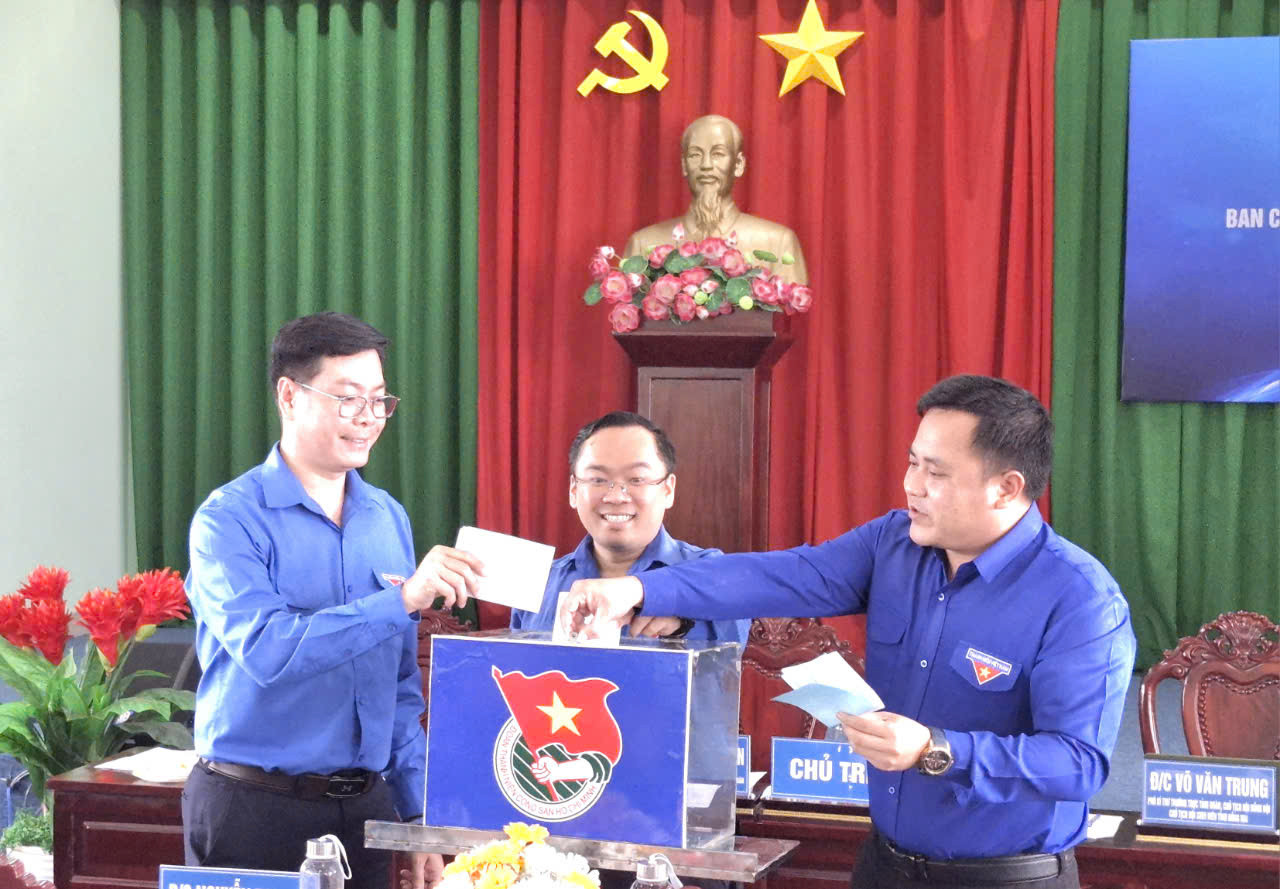 Hội nghị bầu bổ sung ủy viên Ban chấp hành và chức danh Phó Bí thư Tỉnh Đoàn Đồng Nai.