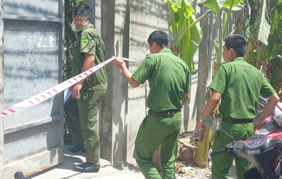 Lực lượng Công an khám nghiệm hiện trường Lực lượng Công an khám nghiệm hiện trường