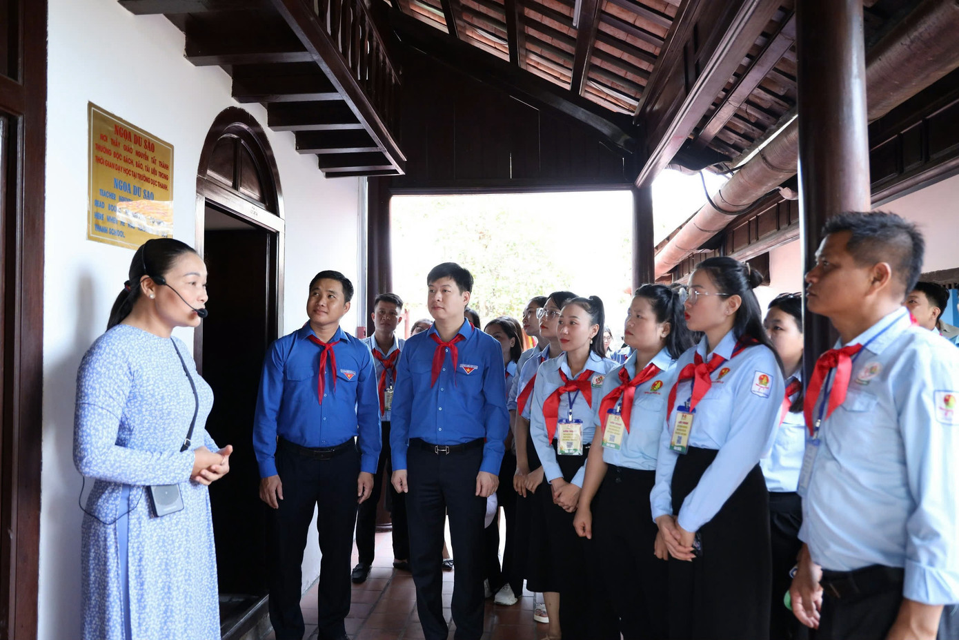 Đại biểu tham dự Liên hoan tham quan Khu di tích Trường Dục Thanh tại TP Phan Thiết Đại biểu tham dự Liên hoan tham quan Khu di tích Trường Dục Thanh tại TP Phan Thiết
