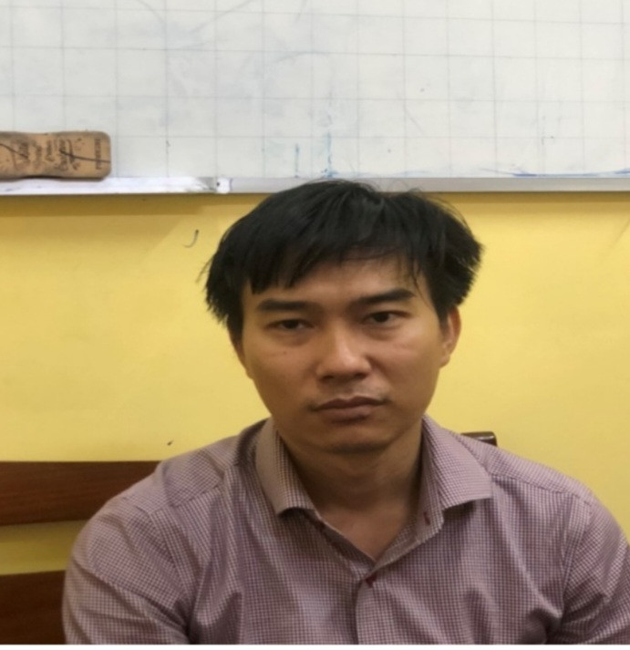 Đối tượng Danh Sơn tại cơ quan điều tra Đối tượng Danh Sơn tại cơ quan điều tra