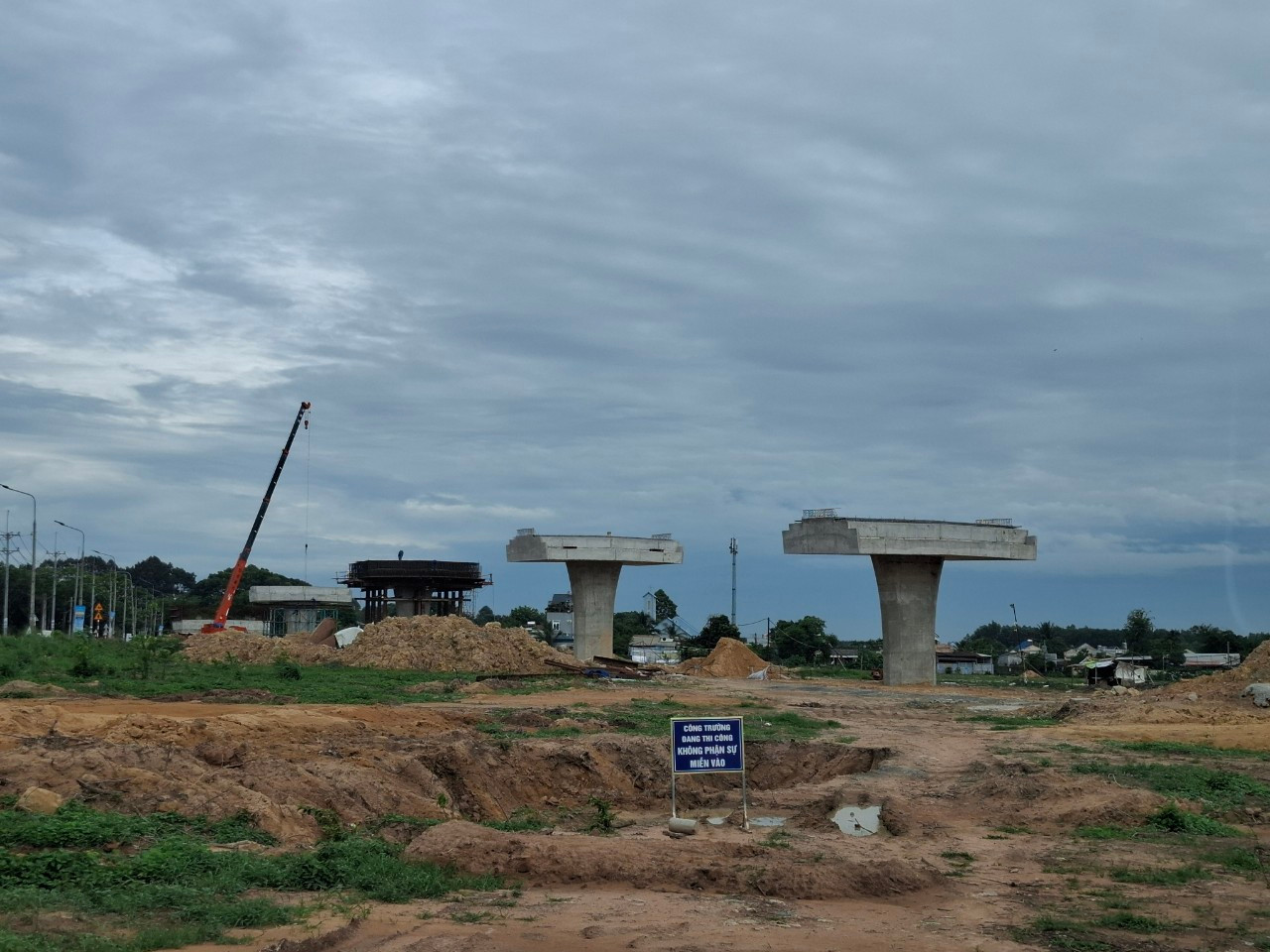 Mặt bằng rất ít để các nhà thầu triển khai thi công