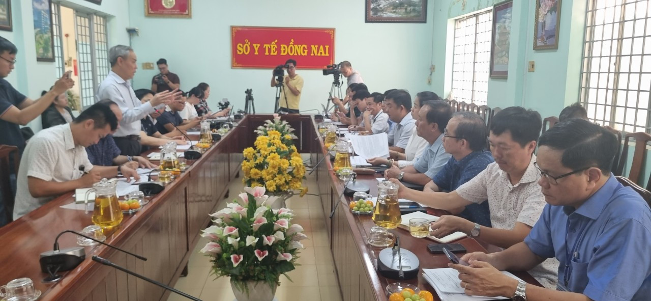 Đoàn công tác Bộ Y tế làm việc với Sở Y tế Đồng Nai Đoàn công tác Bộ Y tế làm việc với Sở Y tế Đồng Nai