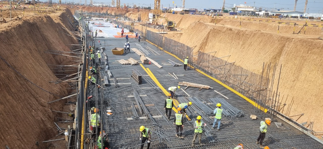 Công trường xây dựng nhà ga sân bay Long Thành hoạt động xuyên Tết