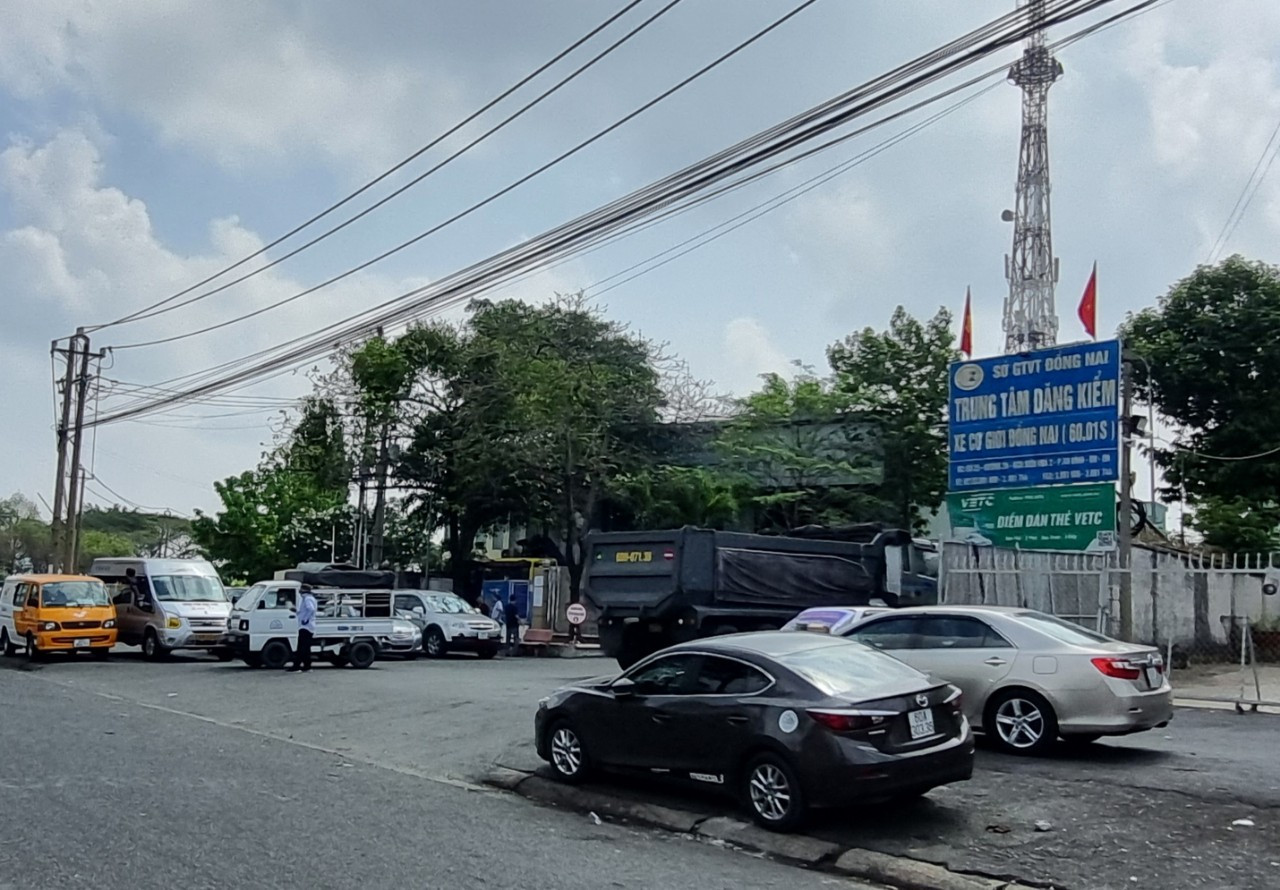 Trung tâm đăng kiểm xe cơ giới Đồng Nai. Trung tâm đăng kiểm xe cơ giới Đồng Nai.