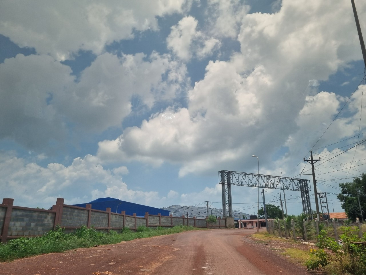 Khu xử lý rác Vĩnh Tân đang gần lấp đầy hố chôn lấp rác