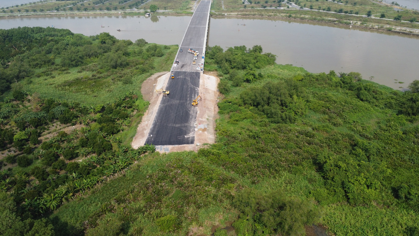 Một đầu cầu Vàm Cái Sứt chưa có đường kết nối