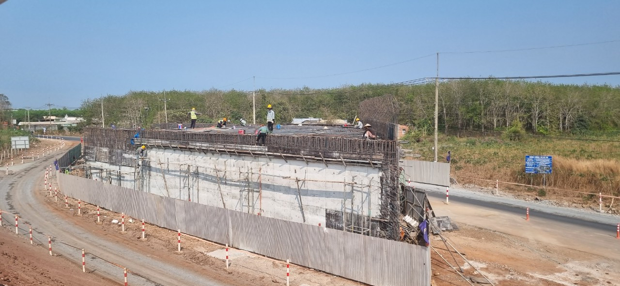 Vị trí thi công hầm chui cao tốc Biên Hòa - Vũng Tàu - dự án TP2 qua tỉnh Đồng Nai đang được thi công