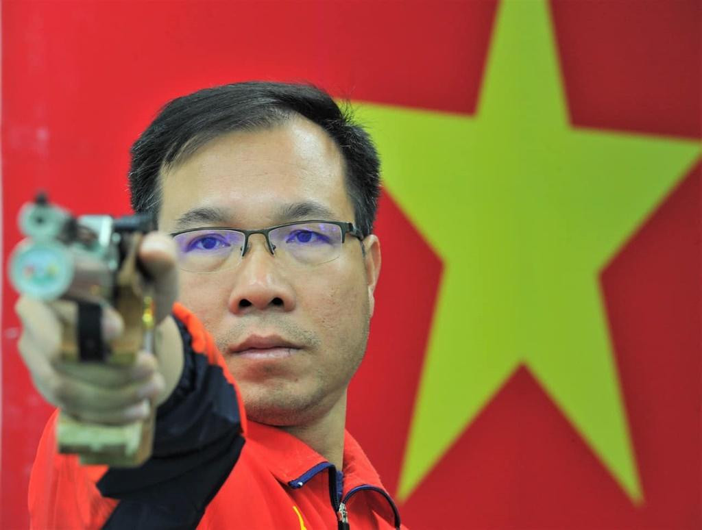 Dự kiến xạ thủ Hoàng Xuân Vinh sẽ thực hiện việc châm lửa từ bảo tàng Hồ Chí Minh Dự kiến xạ thủ Hoàng Xuân Vinh sẽ thực hiện việc châm lửa từ bảo tàng Hồ Chí Minh