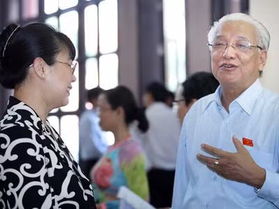 ĐB Cao Sĩ Kiêm (phải): Có nguyên nhân chủ quan do quản lý lỏng lẻo, thông đồng hoặc nhận thức yếu kém
