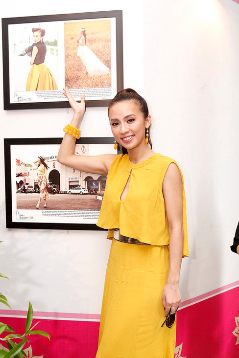 Huyền Ny cũng tham gia góp mặt trong dự án ảnh này của nhóm V.Music