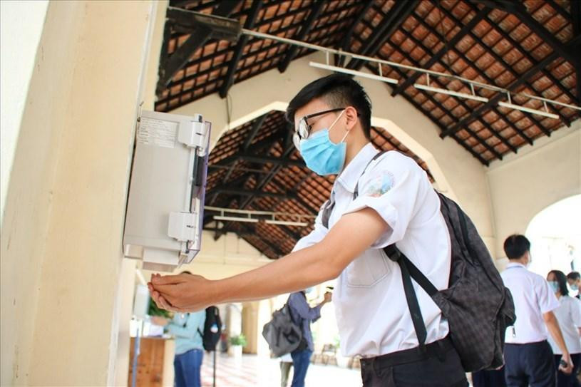 Thí sinh đến dự thi phải đảm bảo các wuy định về an toàn phòng chống dịch Thí sinh đến dự thi phải đảm bảo các wuy định về an toàn phòng chống dịch