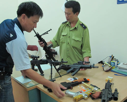 Các loại súng đồ chơi bị cơ quan chức năng thu giữ