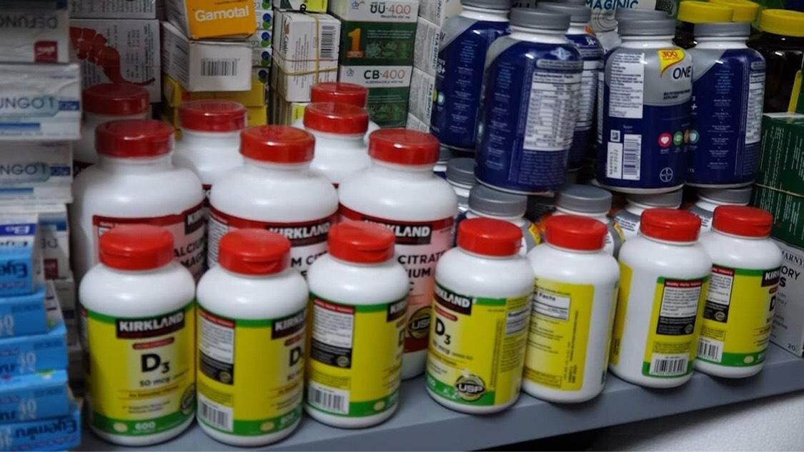 Toàn bộ số hàng không có giấy tờ hóa đơn. Toàn bộ số hàng không có giấy tờ hóa đơn.