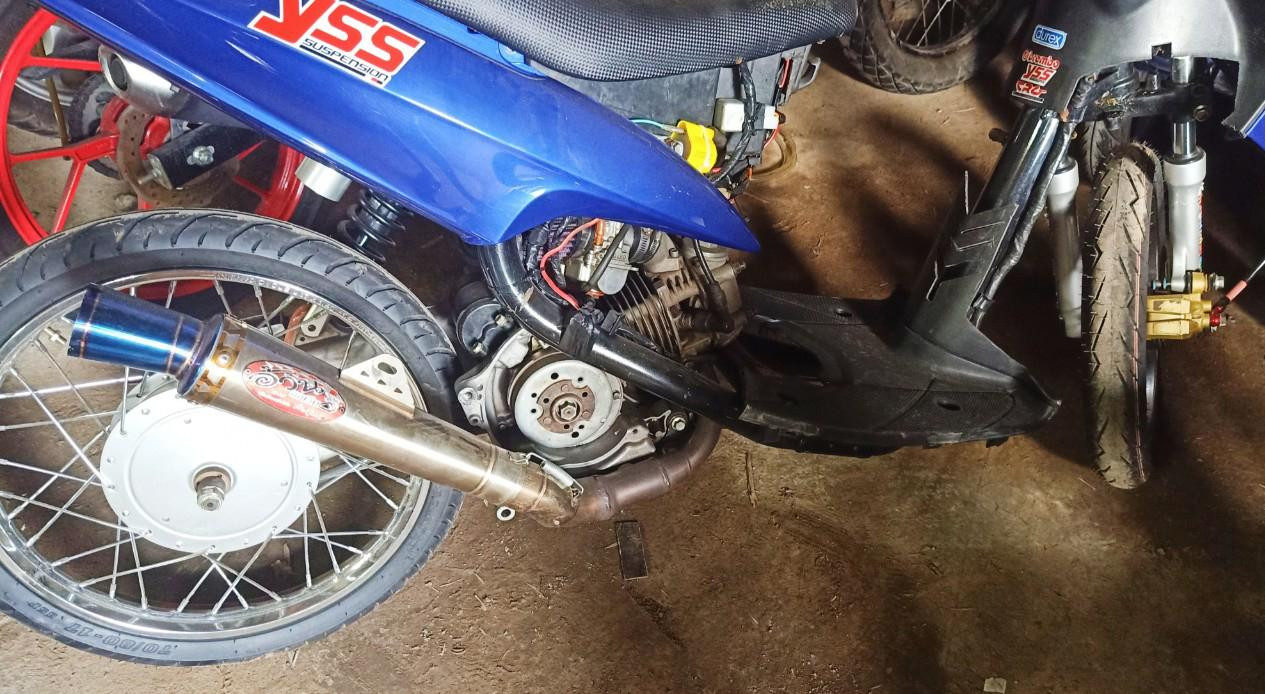 Chiếc xe 'cọp' bị 'quái xế' bỏ lại khi CSGT truy đuổi.