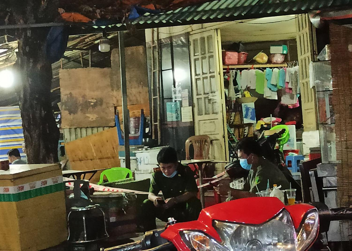 Công an điều tra vụ việc.