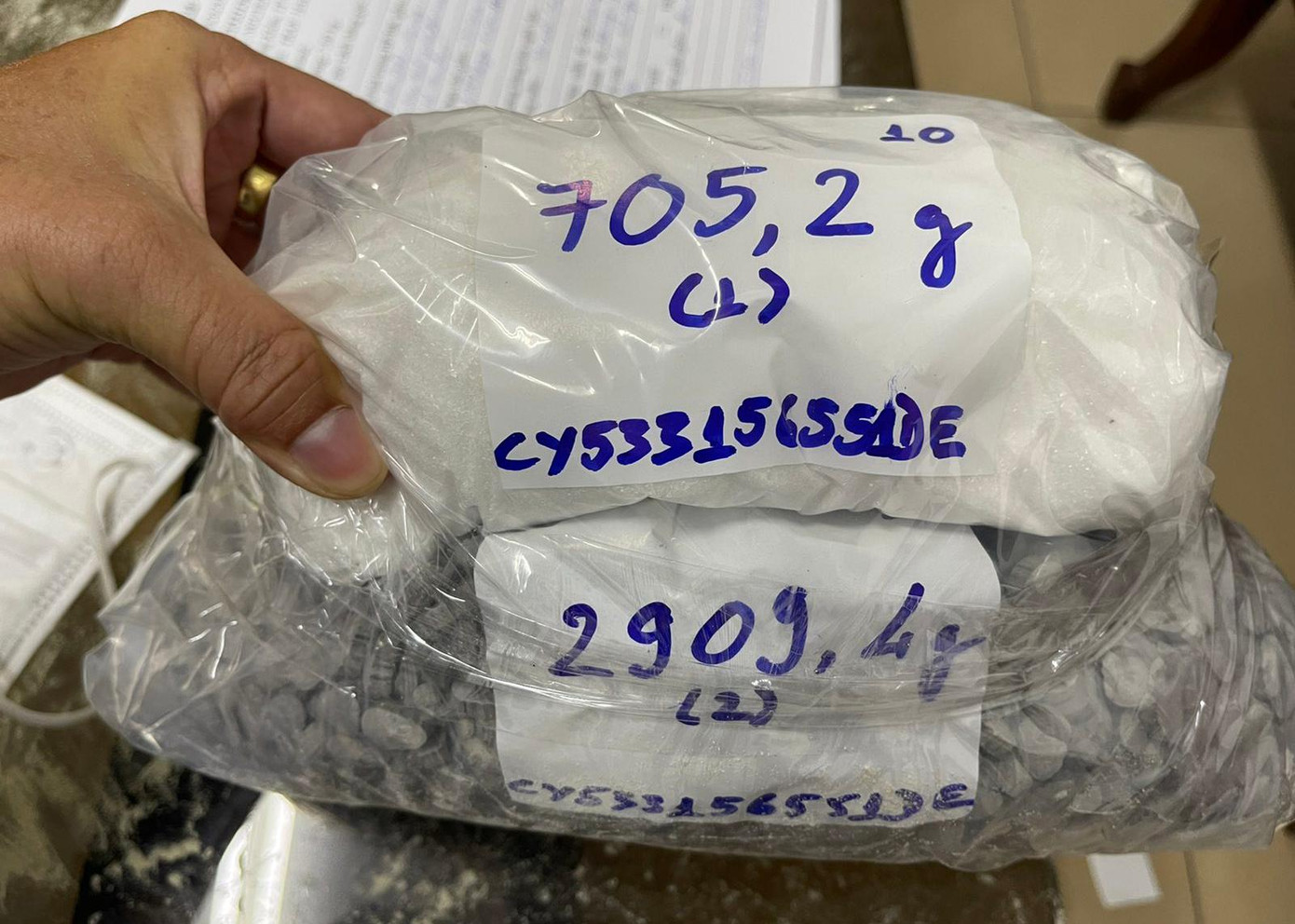 Các đối tượng đã lợi dụng phương thức vận chuyển độc lập từ TPHCM ra Hà Nội để vận chuyển trái phép ma tuý, tuy nhiên thủ đoạn trên đã bị hải quan phát hiện và ngăn chặn kịp thời.