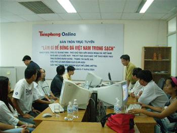 Cuộc giao lưu trực tuyến bắt đầu lúc 14h30