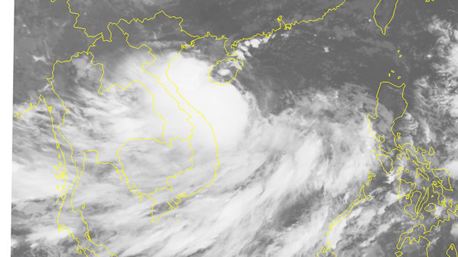 Hàng không huỷ hoãn bay, tàu ra đảo dừng hoạt động do bão số 4 ảnh 1