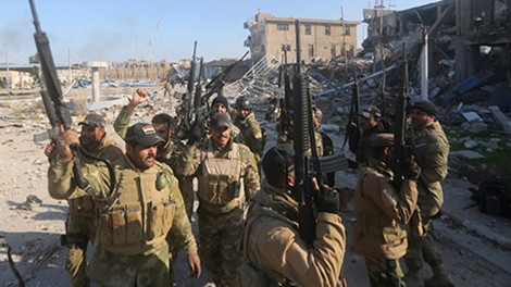 Cuộc chiến chống IS kéo dài, ai hưởng lợi? ảnh 1