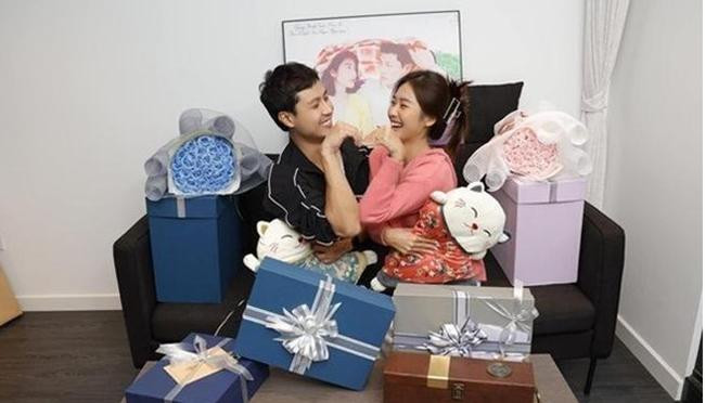 Khả Ngân và Thanh Sơn rất thoải mái, vui vẻ mỗi khi ở bên nhau. Liệu cả hai có đang thực sự hẹn hò? Khả Ngân và Thanh Sơn rất thoải mái, vui vẻ mỗi khi ở bên nhau. Liệu cả hai có đang thực sự hẹn hò?