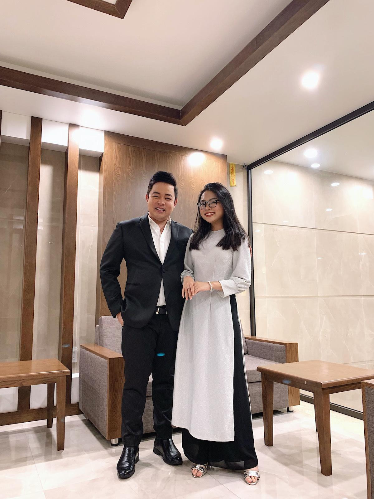 Quang Lê và con nuôi Phương Mỹ Chi vẫn thường đồng hành cùng nhau khi có cơ hội.