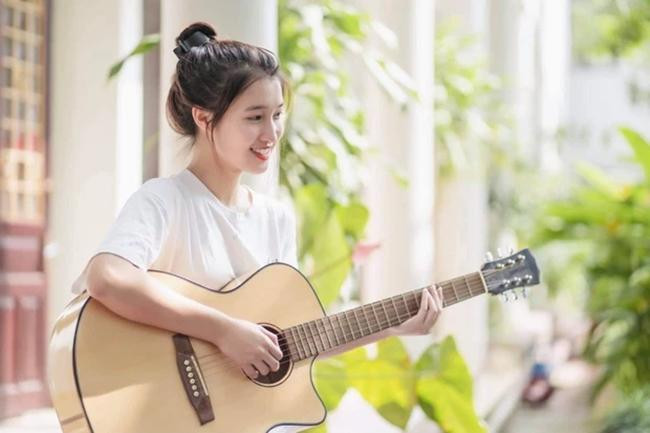 của Phương Nhi khiến công chúng có thiện cảm ngay từ cái nhìn đầu tiên.