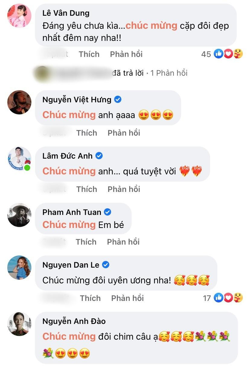 Thanh Sơn và Khả Ngân nhận được nhiều lời chúc mừng từ đồng nghiệp.