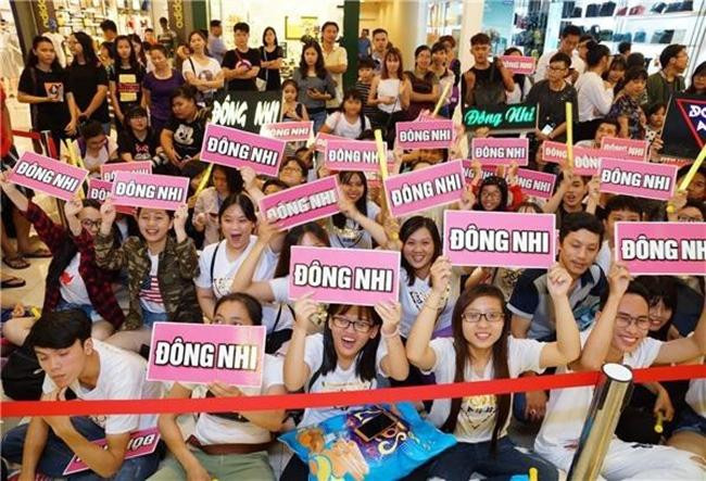 Chia sẻ chân thành của Đông Nhi đã giúp cô xoa dịu căng thẳng của fan, ê-kíp của mình và dư luận.